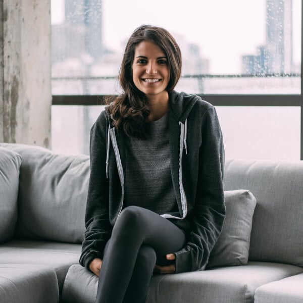 About Neve Fitness Trainer 09